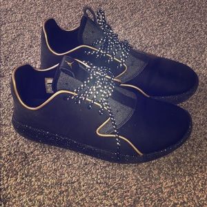 Eclipse holiday Jordan shoe size 4.5 Y  6.5 womens